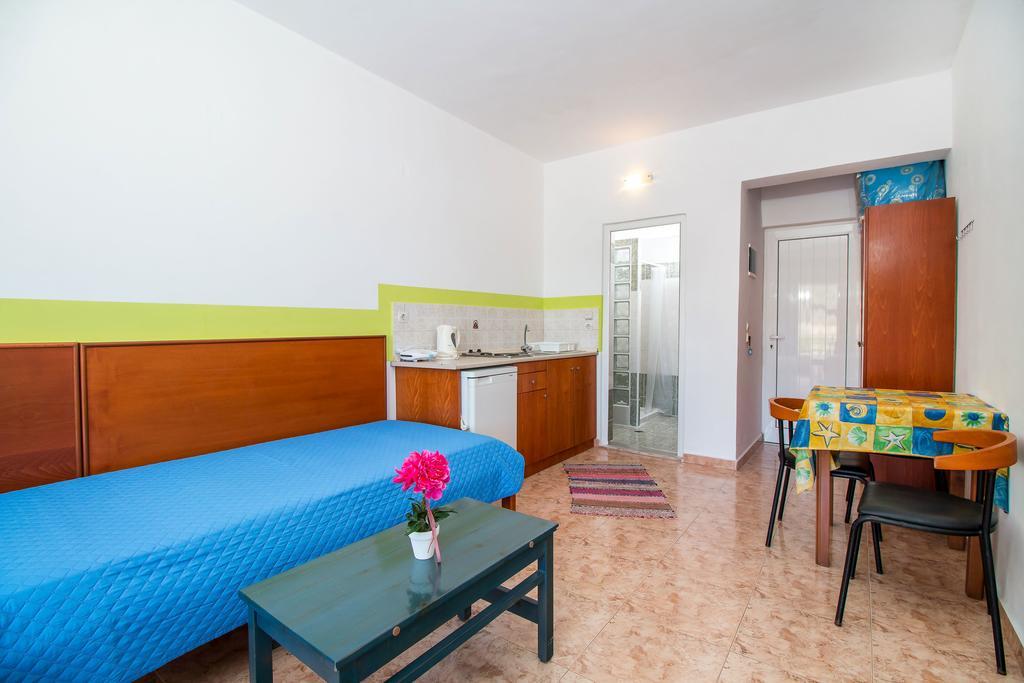Apartamento Mosaic Gardens Faliraki Exterior foto